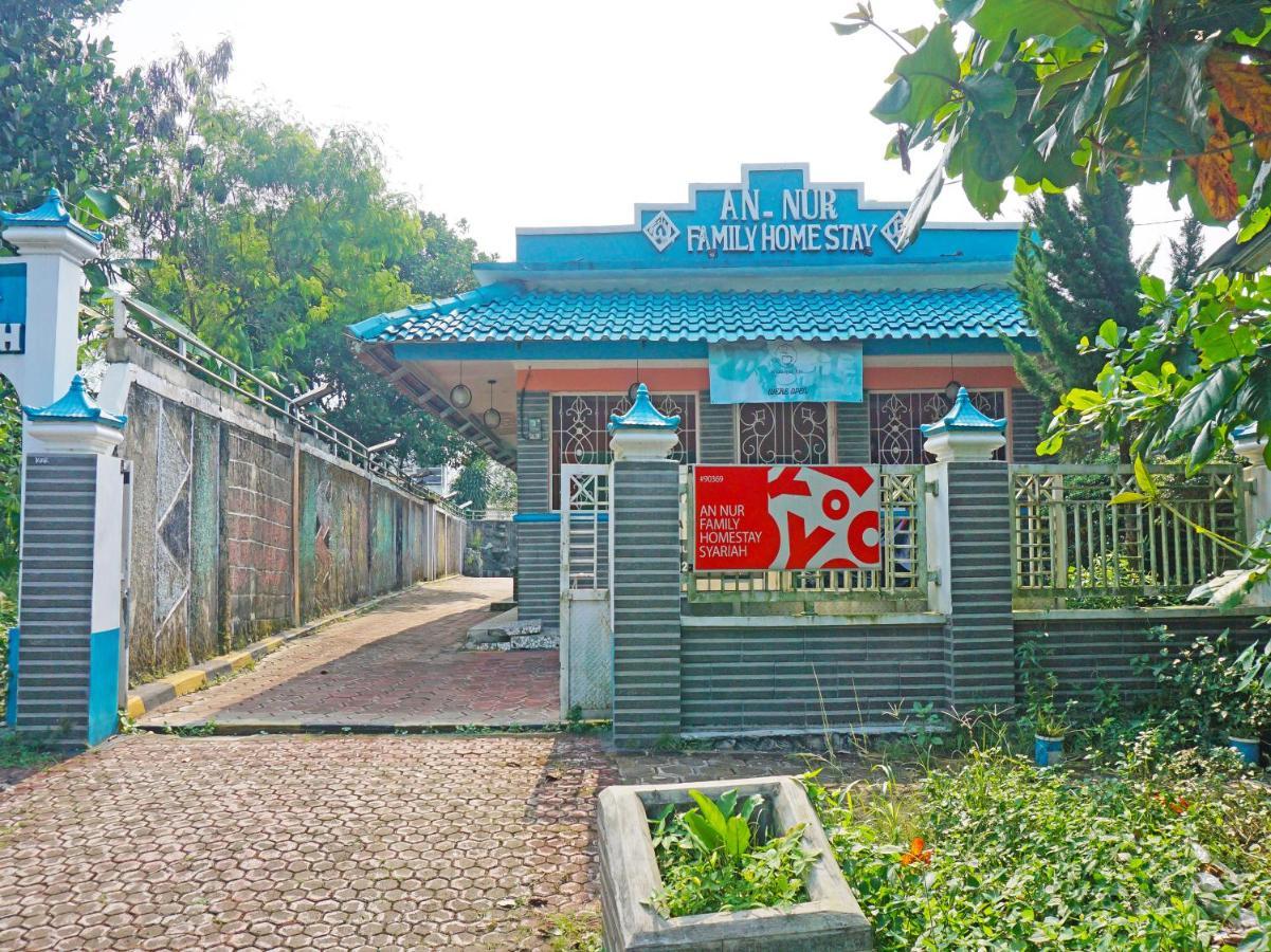 Oyo 90369 An Nur Family Homestay Syariah Cigombong Bagian luar foto
